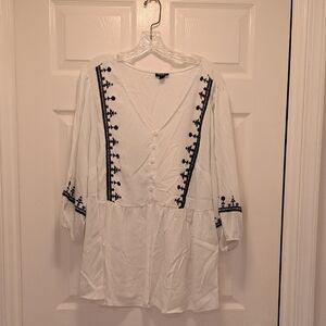 Torrid White Blouse with Black Embroidery